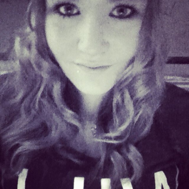 whatsapp vraag maar via dm / instagram : tamaravdweide