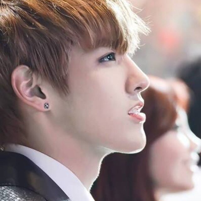 ชื่อเซซาเร่ เป็นโฮสต์(ไม่ใช่บอท) #เมะ #เคะ #ซาดิสม์ #มาโซ #NC *ยืมเมจ