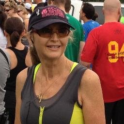 LindaLWortman's profile picture. 13 yearLungCancerSurvivor-never smoker-#FIRST2BURST  -5K 10K 10 mile runner Lung Cancer …https://t.co/lIsB7tUcgQ =MayoClinic Research Funds