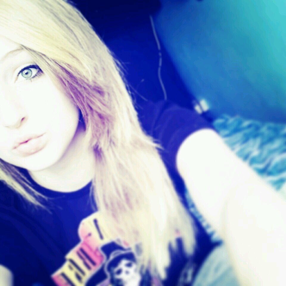 BBM: 7BD914B0 :)