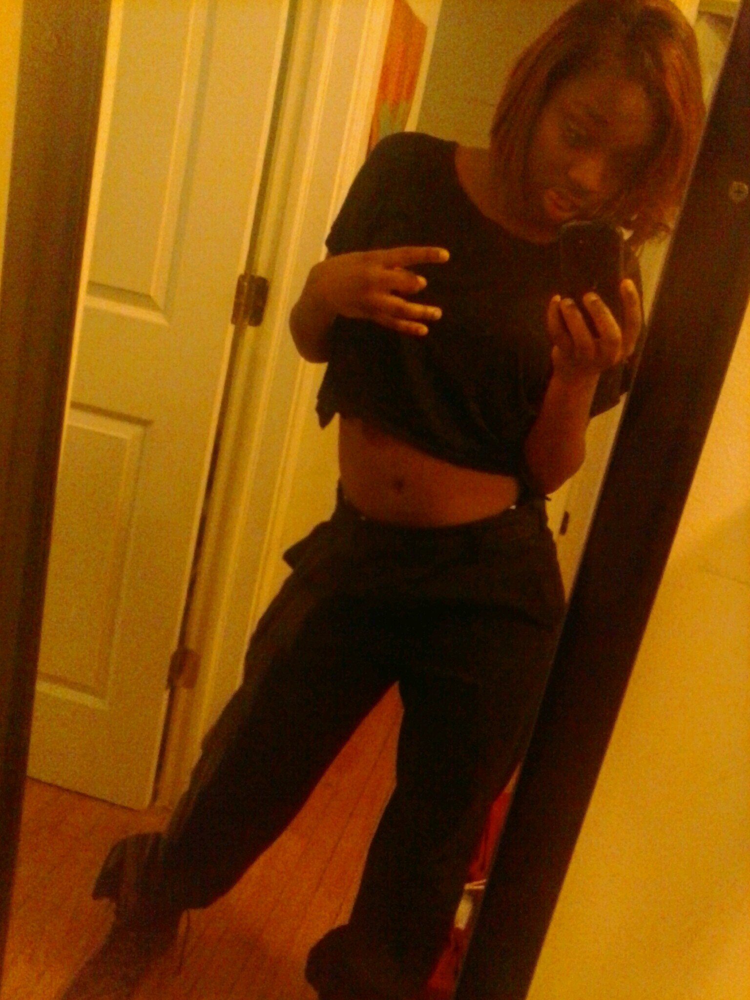 FMOIG:@Kutthroat_Trustnone Im Just tryna get $$$ & to da TOP, College Bound A1 Boss Gat Fans So Follow me  #B.I.P. RonnieMoe                 #OFFBACK