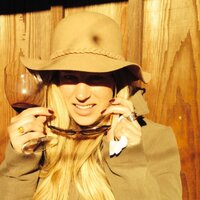 Emma Stolz (@emmysoproud) 's Twitter Profile