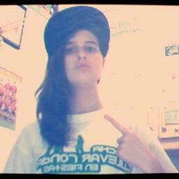 19. 24/7.Rap(&Rock)&Graffiti. @fuckthepolize mi hermanito un 2O.1.2011♥ //2132013Imbécila♥  FAVeadora Profesional♥JOSEDEP15♥