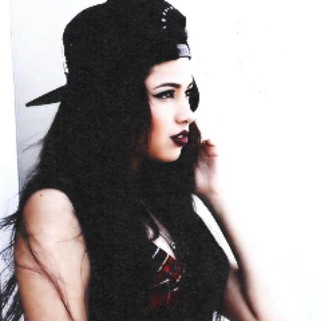 Jasmine • single • ve se ama