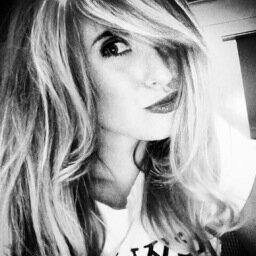 FontenotLindsay's profile picture. Original Posh Ailuromaniac Humanitarian