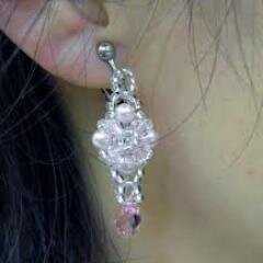 accessories_fan's profile picture. アクセサリーの最新情報をつぶやきますのでＲＴ（リツイート）してくださいね。 それから自動で１万フォロワーと毎月１万円の副収入が手に入るツイッターツールの無料プレゼントがあります。よろしければこちらからどうぞ↓