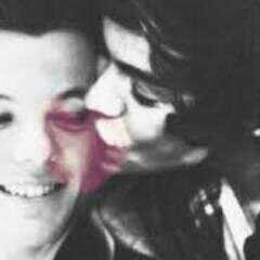 2 words , 5 lifes , milion fans ∞ ONE DIRECTION ∞