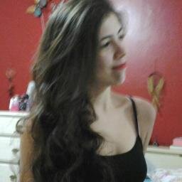''Eu gosto de olhos que sorriem, de gestos que se desculpam, de toques que sabem conversar e de silêncios que se declaram.''