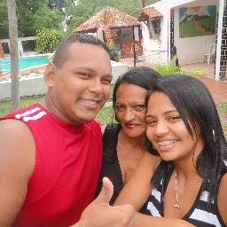 Ninguém é tão ninguém, que não precise de alguém como eu preciso de Você.