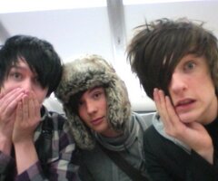 pizzaandchoco's profile picture. * collar bones *