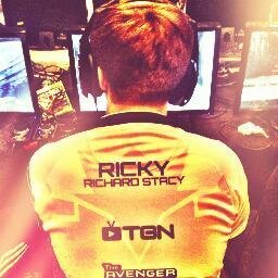 Competitive COD Player & Full time College Student.