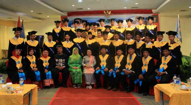 Official Twitter of Multimedia 1 SMK Kartini Batam 2010-2013