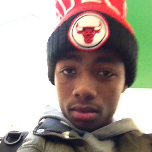 Robasultessa's profile picture. 