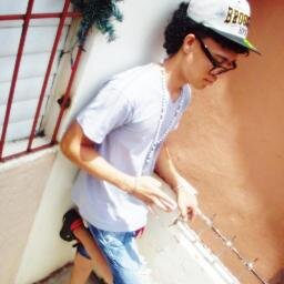 ElBlankitoSwagg's profile picture. (Mii BFF Que Valee Oro ♥!: → @LeiinyBarbiie_ ] FB  . papito_2010_@hotmail.com                                               mejor cononido como luis miguel