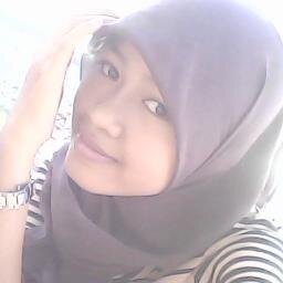 Risnaoktavian16's profile picture. 