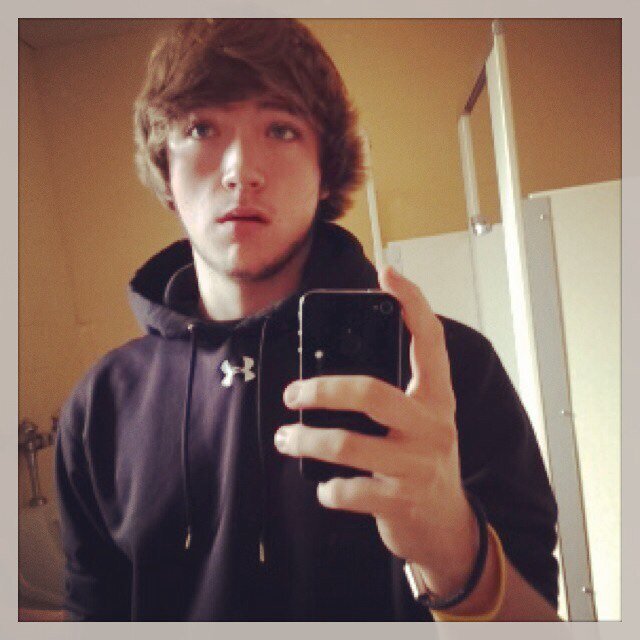 ryanphenry31's profile picture. Ryan. #TeamHonda #TGOD #Baseball taken by the best 12.1.15