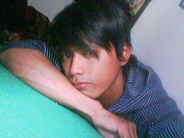 gratis ,internetan sampe lobet. . . !