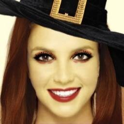 brittany_witch's profile picture. I tell prophecies and cast spells and shit
