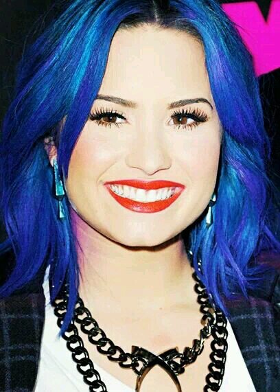 I'M LOVATIC PROBLEM?? ♥TNLT IN BRAZIIL♥LOVE YOU DEMI