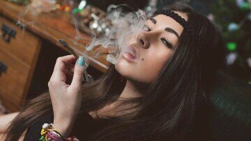 Model || 20 || Stoner