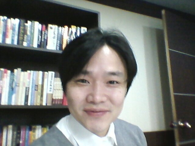 오직 바른 것을 지키고 양심을 속이는 일이 없도록 경계하고 또 경계하라. 
보험설계사 김 민재