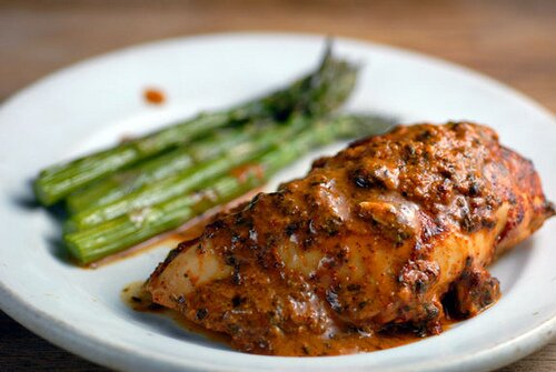 Providing Meal Plans and keeping you on track with your diet. Also providing Paleo recipes to a better lifestyle.