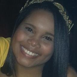 Friburguense um pouco carioca; estudante de Química Industrial na UFRJ; animada, escandalosa e divertida; amo meus amigos e minha vida; sou MEGA feliz =D