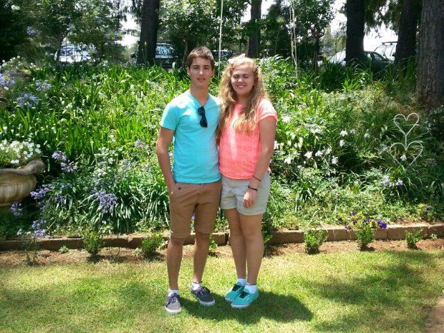 #followback......chilled guy who is into good music, I love my amazing and beautiful girlfriend @MilkyQueen911