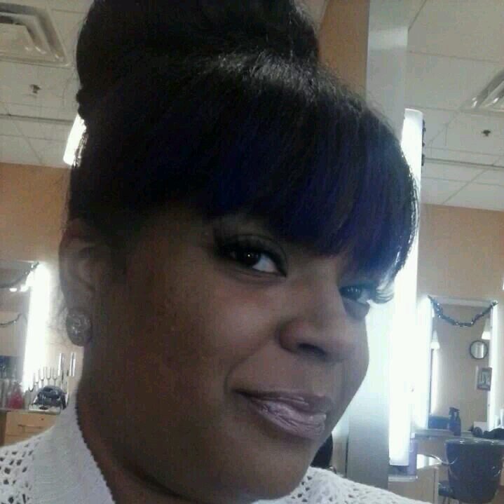 I'm a hair stylist I love new things and meeting new people. I'm a black girl that rock! #teamfollowback #teambestmom #hairworld #hair #stylist