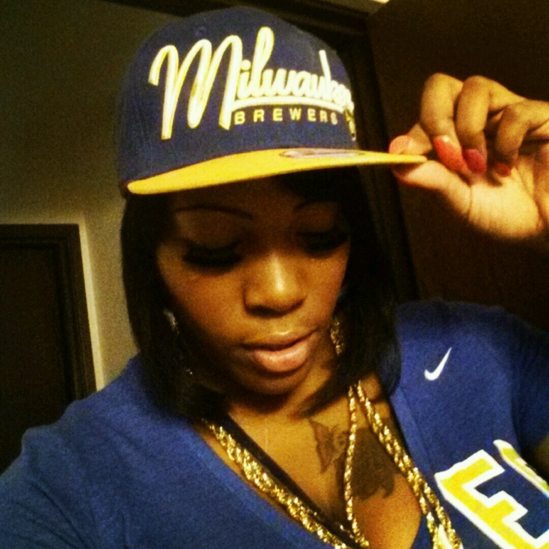 JustDella87's profile picture. #mom ..student.. great friend.. ♥♥♡♡ my life