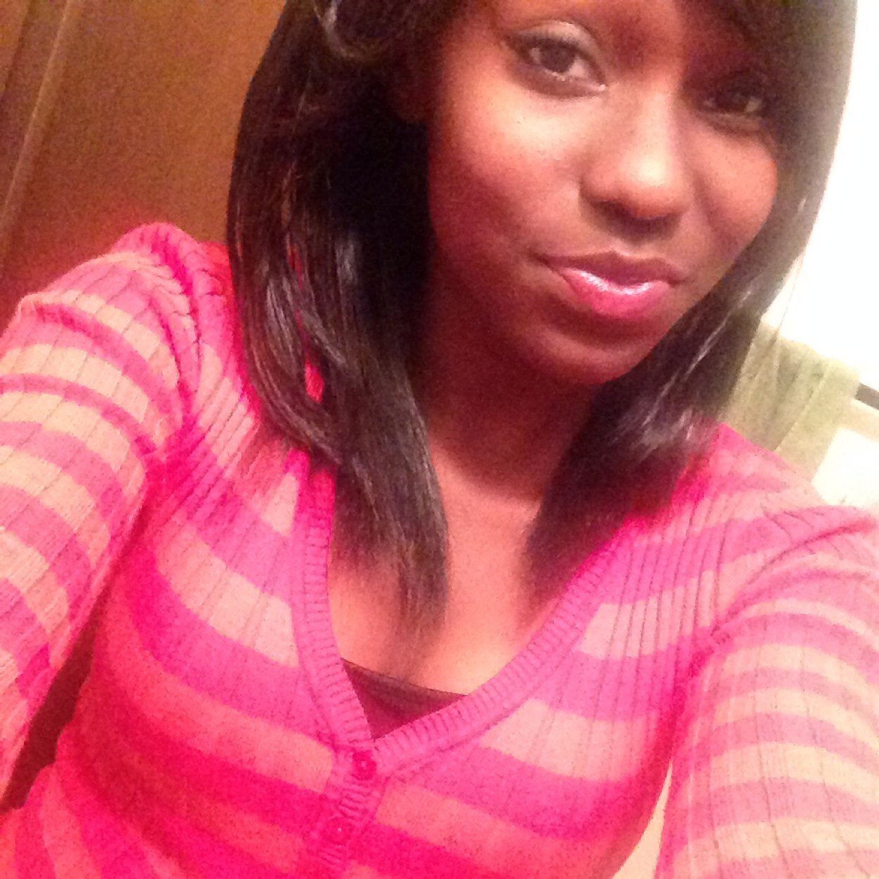 -Blah.. I Had To Make A New One.. So ReFollow Me Everyone.!! -Just A Pretty Chick Living Life With No Regrets Or Worries.!