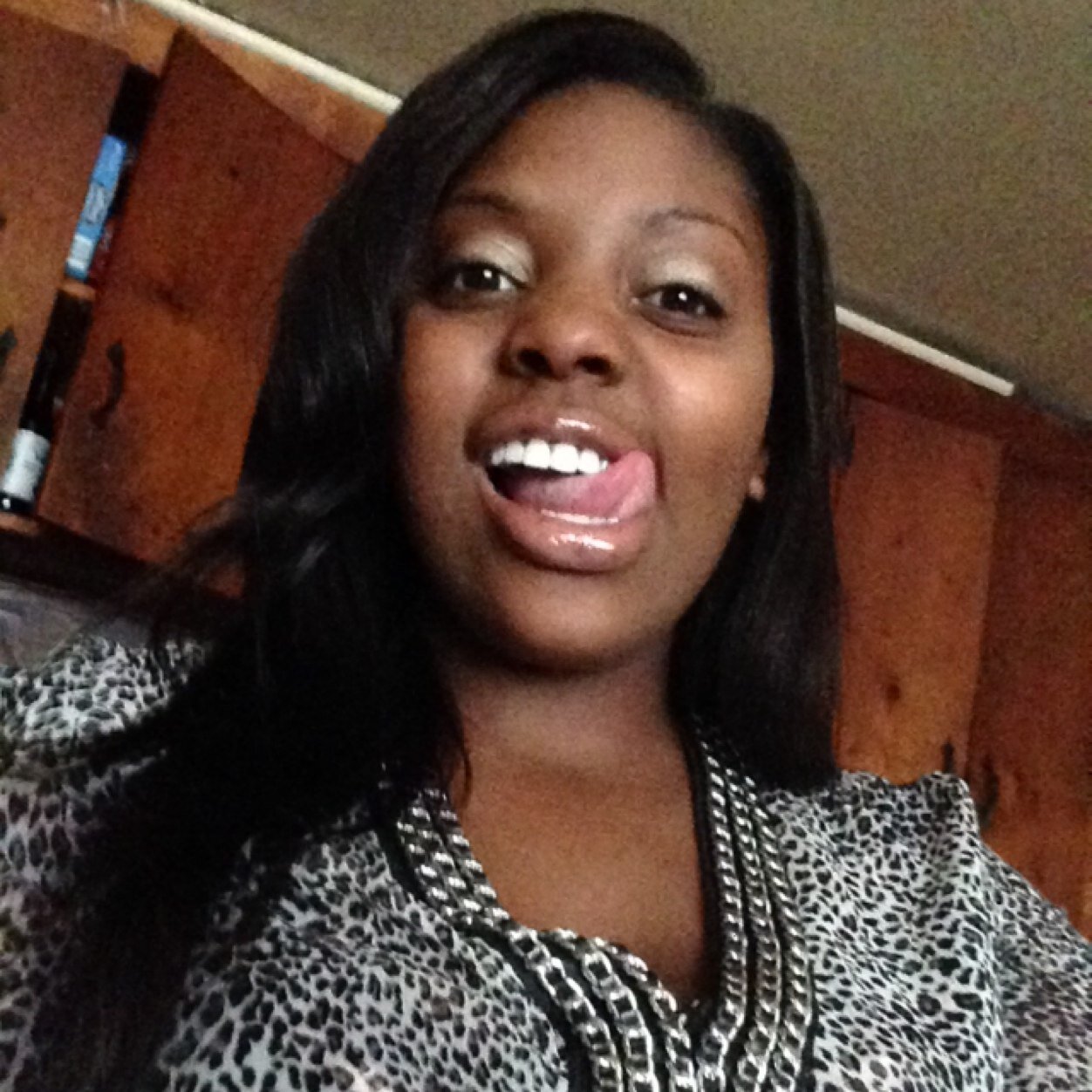 follow me on IG @ sweetcheeks_da_boss :)