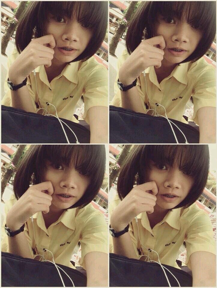 สวัสดี  เค้าชื่อบีมนะ เป็นคนชอบหัวเราะ ฮาๆ ชวนคุยได้ ไม่หยิ่ง  ฝากฟอลกันด้วยนะ ♡