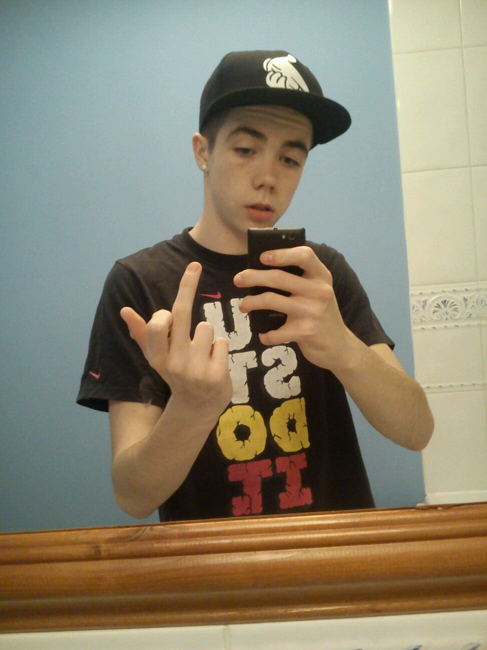 xRYAN00NAYRx it's ma Xbox gt