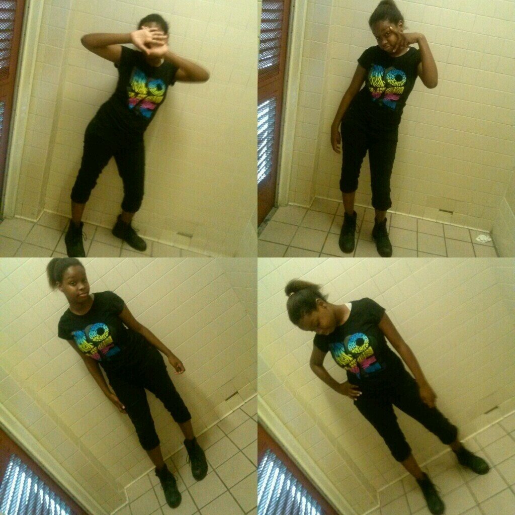 OBEY_QUEEN_B's profile picture. ⇨AYEEE_ITS_BEE⇦ IG:AYOOO_BEEBEE PIECES GANG  IM_YOUNG_NIGGA  ♛HEAT NATION♕ BITCHES ANIT SHIT BUT HOES N TRICKS