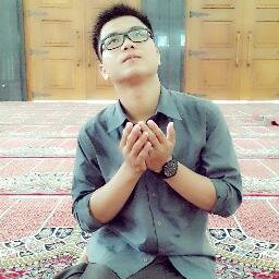 aku adalah aku 
aku bukan orang lain | cafe barista of Dante Coffee Shop Banjarmasin | my love si Pecinta Sejadah @resya_reka |
10081991
hastalavista