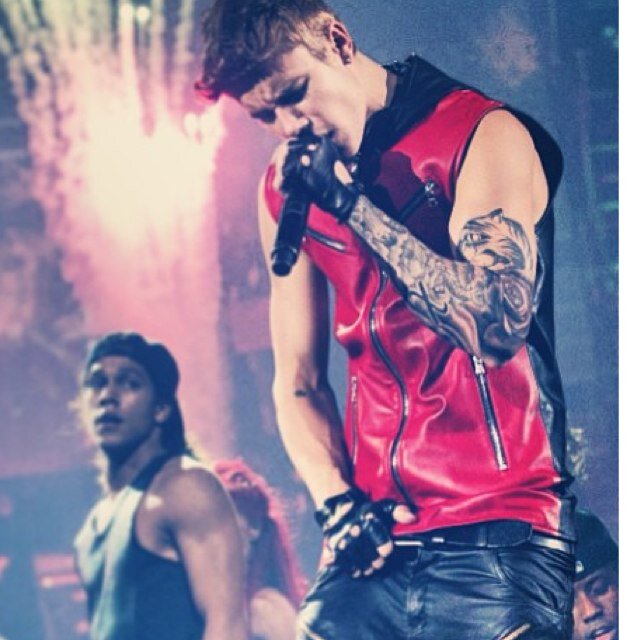A real belieber! Lifegoal: make @justinbieber follow me ❤ JB's concert 18. April was the best thing ever happen to me! Girl, Norway. Never say never and believe