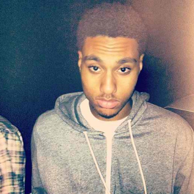 I AM GREG I MAKE THE BEST MUSIC EVER -https://t.co/TpxlXmoqXG This profile is for promotional use ... @versaceeee_