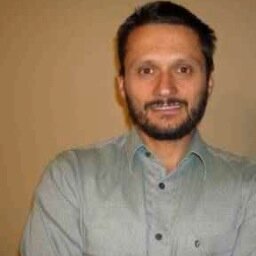 Keresztény, férj és édesapa, gyógytornász Christian, husband, father and physiotherapist