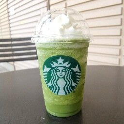 抹茶クリームフラペチーノは世界を救う。3時間に一度呟きます。呟いて欲しい文言があればリプライかDMにて。