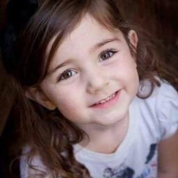 (( نحن قوم أعزنا الله بالإسلام فمهما ابتغينا العزة بغيره أذلنا الله )) 
عايشه في مدينتي :) ♥