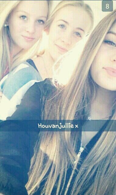 Don't dream your life. Live your dream♡