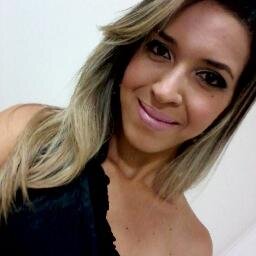Falar é completamente fácil, quando se tem palavras em mente que expressem sua opinião. Difícil é expressar por gestos e atitudes o que realmente queremos dizer