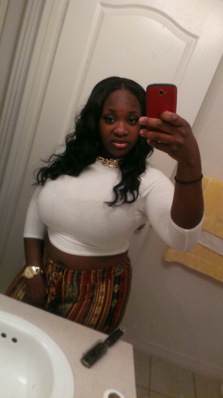 Compliments to the illiterate ass hoes Envying Me I'm a boss bitch fuck yo thoughts HOE   Enough about me BITCH Follow or exit stage LEFT