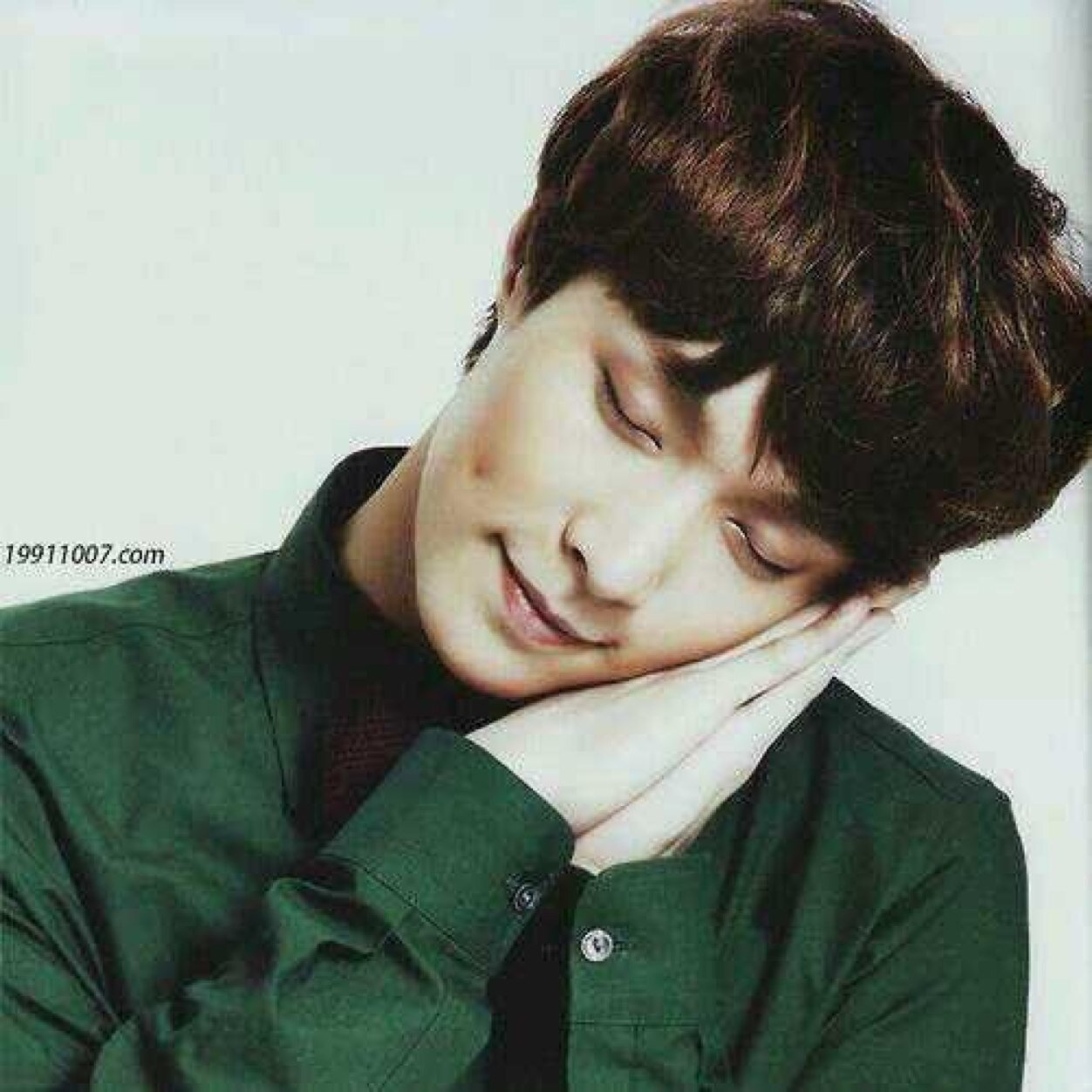 Zhang Yi Xing.bot START→13.10.13~ ドM/寂しがり屋/照れ屋/ハグ魔 /R18/BL since1/21~ @tiffa_1230