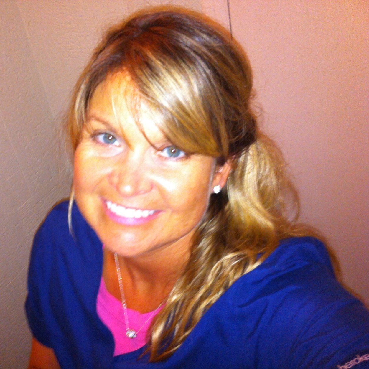 anmitch0221's profile picture. I love my fiance, my daughter, and butterflies! I believe in gold at the end of the rainbow, unicorns, and fairies.