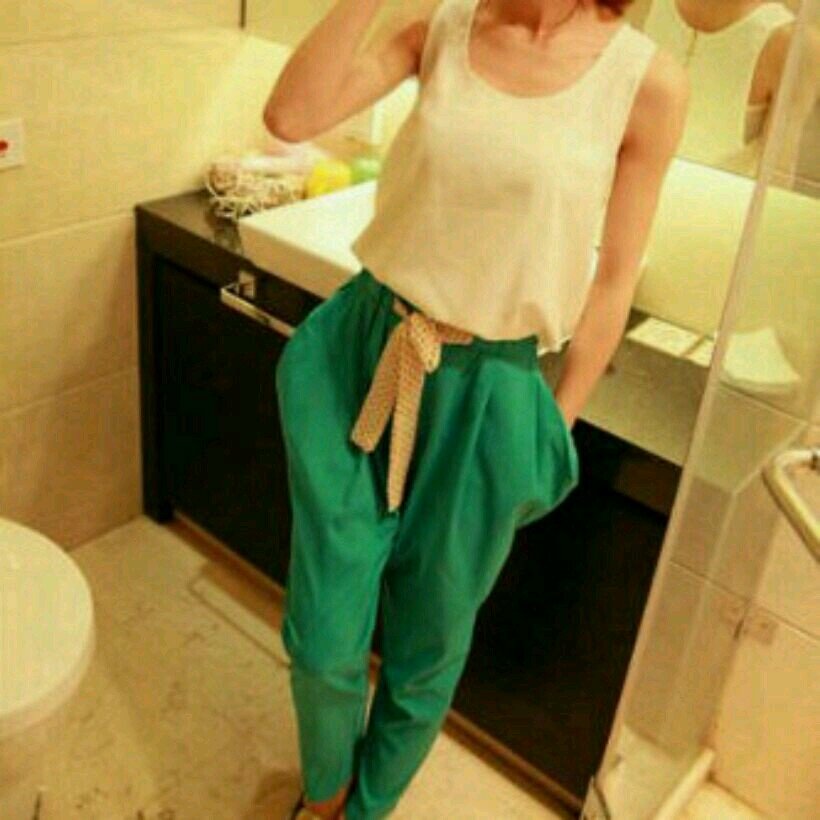 ‏      يصير اجرب شعور احد يعترف لي بشئ م  اتوقعهه