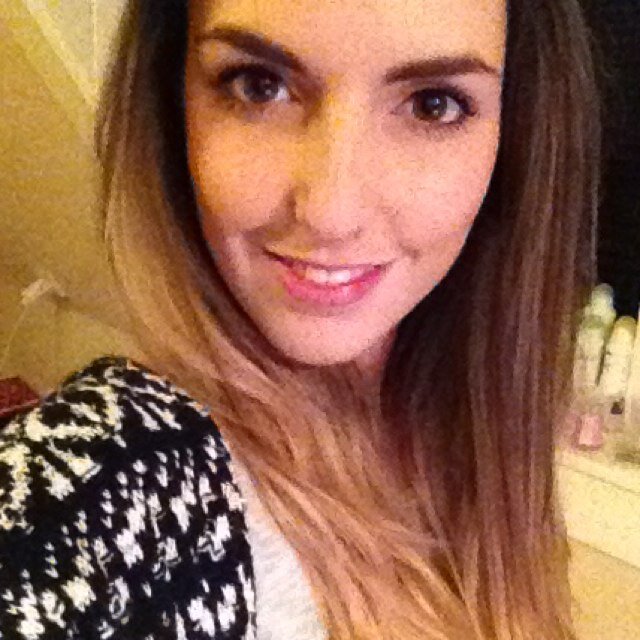 Annaaxx0's profile picture. Everyday I wake up with a smile knowing that I belong to you