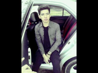 Sahabat adalah keluarga.pin 2833ACBB