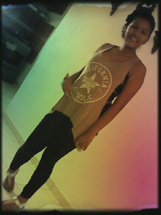 #Hola me llamo Elizabeth Mm me gusta mucho el Chocolate *--* ’3